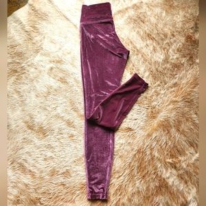 Lululemon Special Edition Wunder Lounge Velvet 28" Sz 8